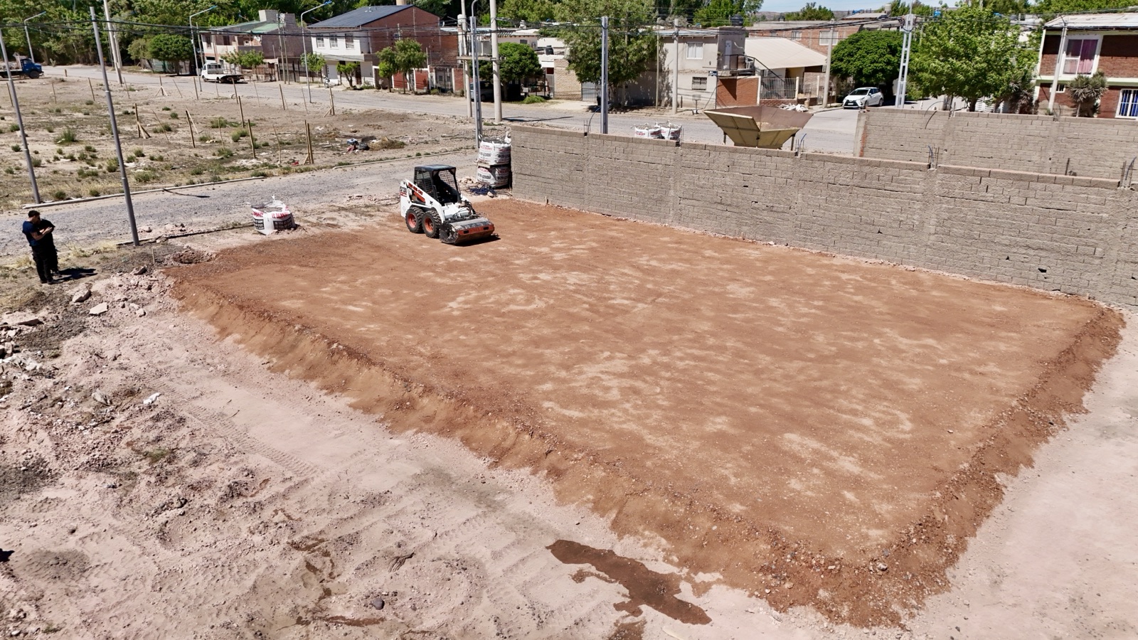 Compactacion con maquinaria propia